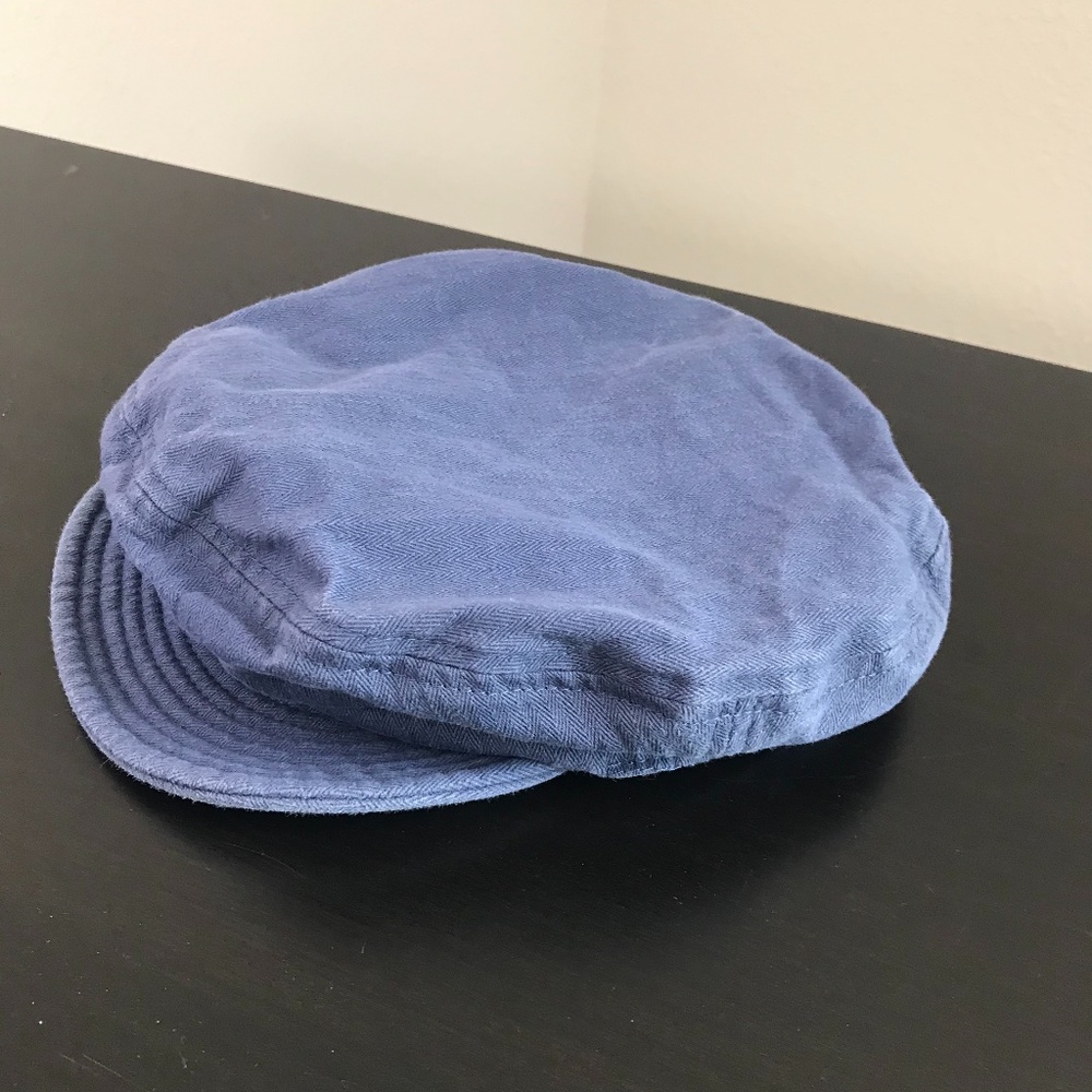 Blue Cap - Picture 3 of 5